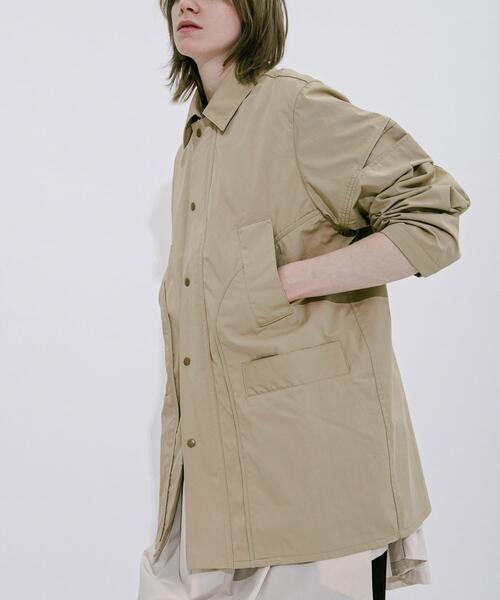 LAATO（ラート）の「slit jacket（その他アウター・レディース・ライトブラウン/ナチュラル・FREE）」の5枚目の写真