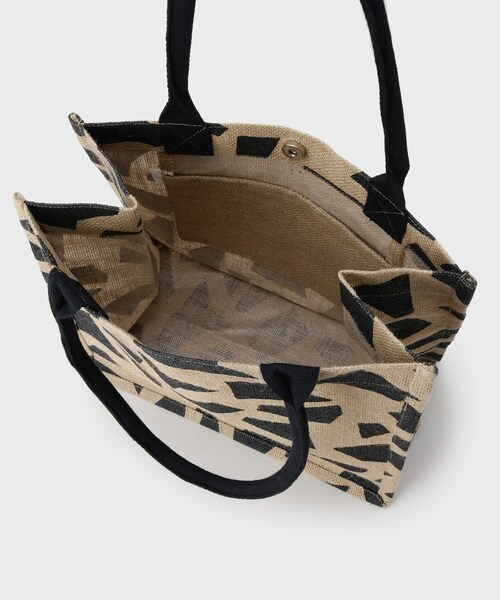 GALLEST(ギャレスト)の「【A4サイズ収納・マチたっぷり】ジュートトートバッグ/エコバッグ(トートバッグ・レディース・ベージュ/ベージュ系4/ベージュ系2/ベージュ系1・00)」の11枚目の写真