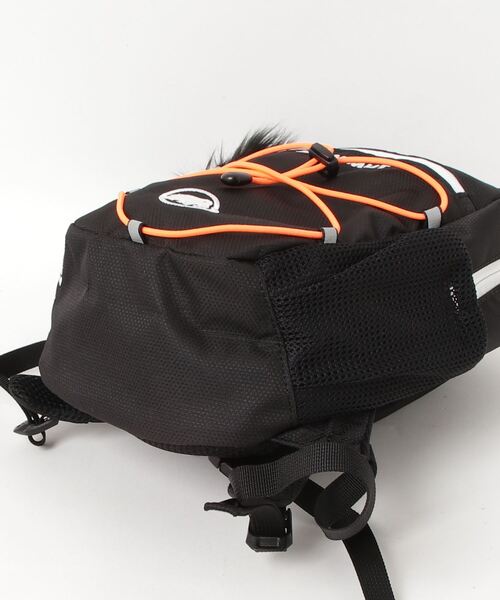 Mammut（マムート）の「【2～3才用サイズ】フィルスト ジップ 4L / First Zip 4L / 子供用 / キッズサイズ（バックパック/リュック・キッズ・ブラック・4L）」の3枚目の写真