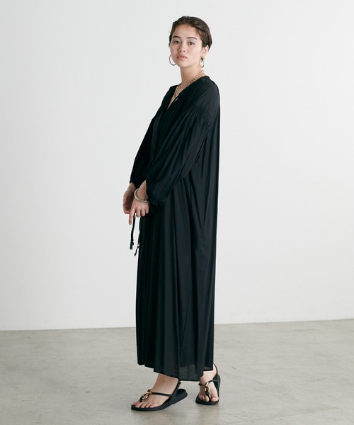 セール】【LARUTA】ボリュームスリーブ大人のたっぷりギャザー