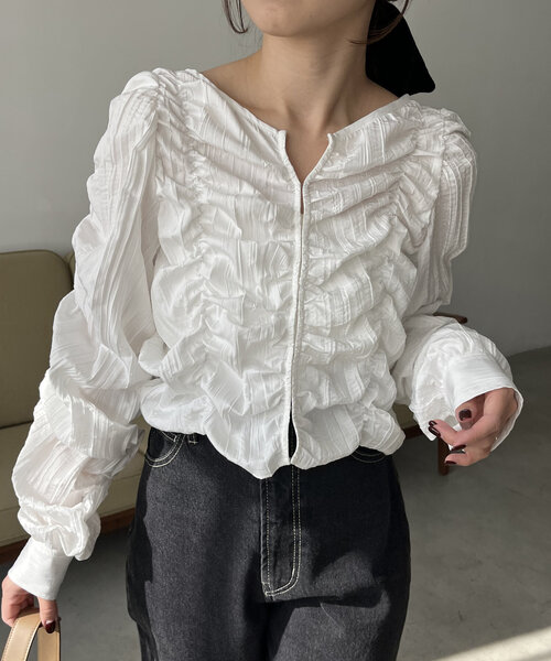 CAPRICIEUX LE'MAGE（カプリシューレマージュ）の「シャーリングブラウス（シャツ/ブラウス・レディース・ブラック/ホワイト・FREE）」の19枚目の写真