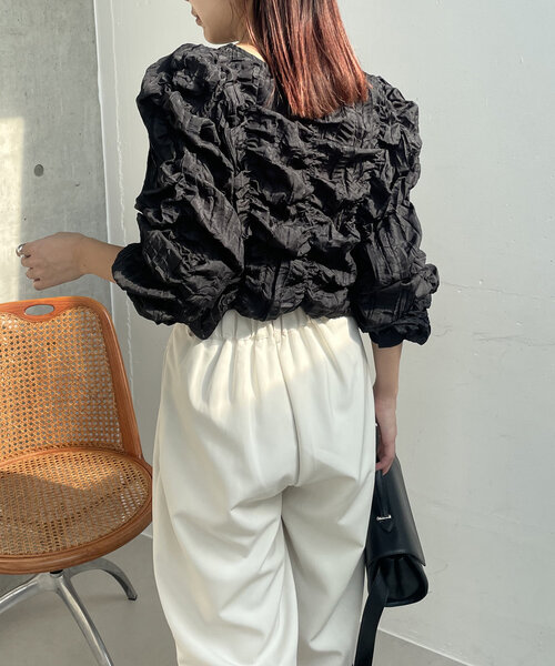 CAPRICIEUX LE'MAGE（カプリシューレマージュ）の「シャーリングブラウス（シャツ/ブラウス・レディース・ブラック/ホワイト・FREE）」の11枚目の写真