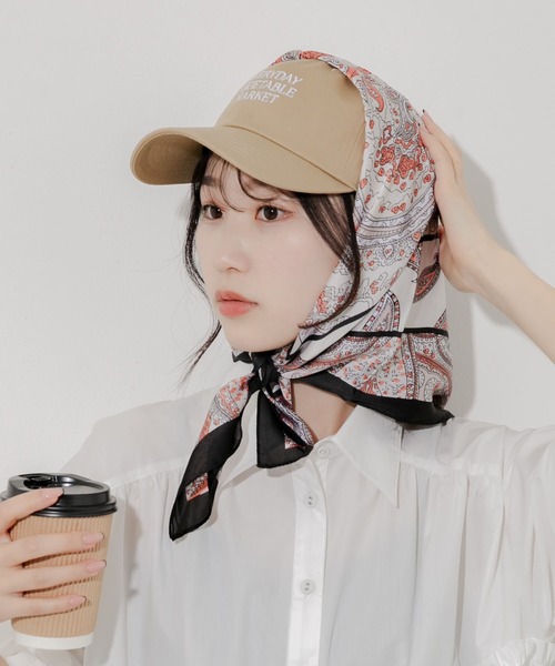 SMELLY（スメリー）の「アソートパターンスカーフ（バンダナ/スカーフ・レディース・ブラック/オレンジ/イエロー/ブルー/ブラウン/グリーン/ブルー系その他/イエロー系その他/ドット/ミント/レッド/ブラック系その他/グレー系その他・-）」の2枚目の写真