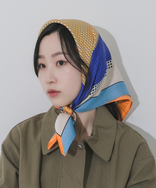 SMELLY(スメリー)の「アソートパターンスカーフ(バンダナ/スカーフ・レディース・ブラック/オレンジ/イエロー/ブルー/ブラウン/グリーン/ブルー系その他/イエロー系その他/ドット/ミント/レッド/ブラック系その他/グレー系その他/オレンジ系その他/ホワイト・-)」の14枚目の写真