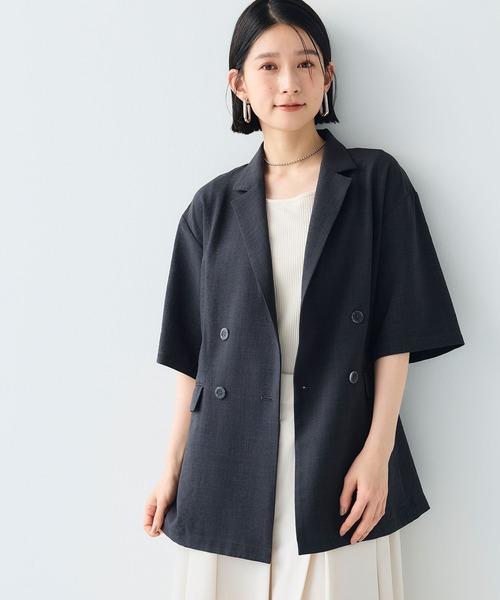 CROSS FUNCTION（クロスファンクション）の「《シワになりにくい》サマナチュラ リネンライクハーフスリーブテーラードジャケット【CF/クロスファンクション】（テーラードジャケット・レディース・ライトベージュ/チャコールグレー・LL/L/M）」の4枚目の写真