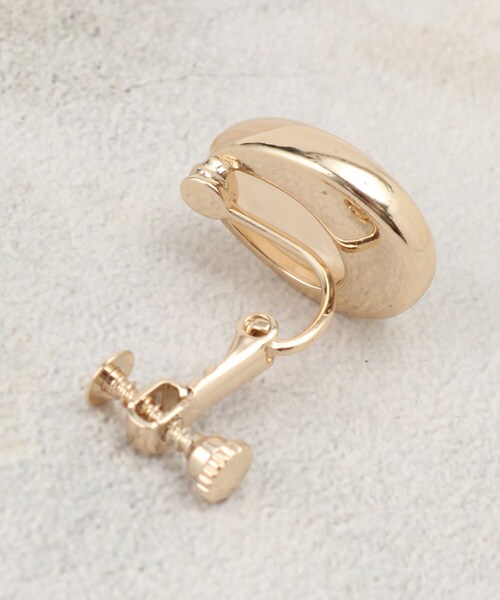 grove（グローブ）の「カラーメタルイヤリング（イヤリング・レディース・シルバー/ゴールド/ピンクゴールド・00）」の6枚目の写真