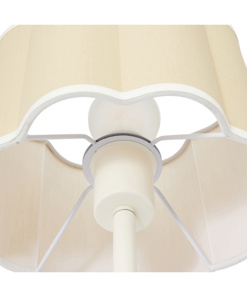 スカラップ テーブルランプ ベージュ（照明）｜Francfranc（フラン