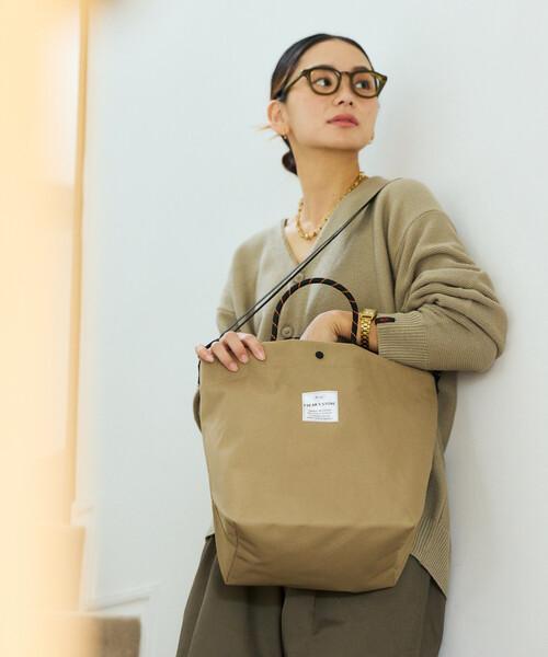 KiU(キウ)の「KiU×FREAK'S STORE/キウ×フリークスストア 別注 2WAY 600D TOTE BAG 600D トートバッグ(トートバッグ・メンズ・レオパード/ベージュ/ブラック・ONE SIZE)」の18枚目の写真