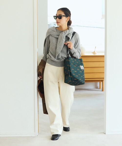 KiU（キウ）の「KiU×FREAK'S STORE/キウ×フリークスストア 別注 2WAY 600D TOTE BAG 600D トートバッグ 撥水（トートバッグ・レディース・レオパード/ベージュ/ブラック・ONE SIZE）」の4枚目の写真