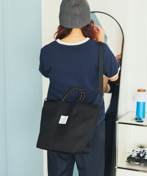 KiU(キウ)の「KiU×FREAK'S STORE/キウ×フリークスストア 別注 2WAY 600D TOTE BAG 600D トートバッグ 撥水(トートバッグ・レディース・レオパード/ベージュ/ブラック・ONE SIZE)」の15枚目の写真