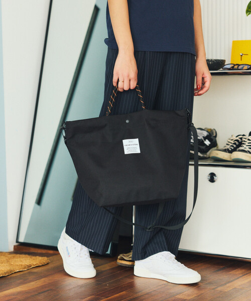 KiU(キウ)の「KiU×FREAK'S STORE/キウ×フリークスストア 別注 2WAY 600D TOTE BAG 600D トートバッグ 撥水(トートバッグ・レディース・レオパード/ベージュ/ブラック・ONE SIZE)」の14枚目の写真