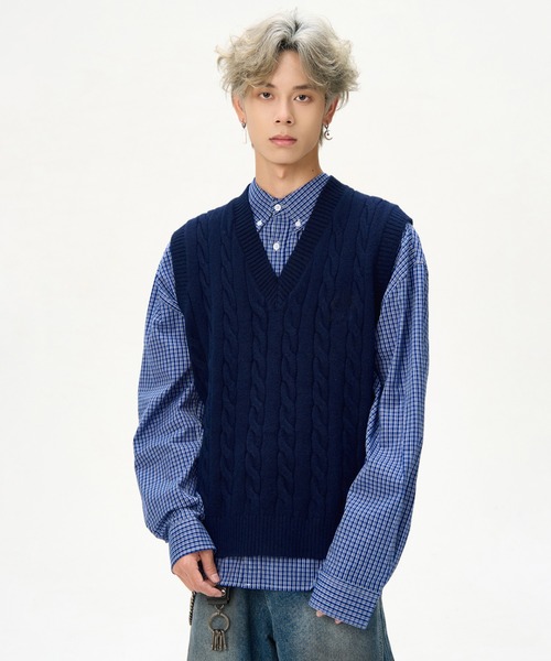 B'day（ビーデイ）の「【 B'day / ビーデー 】マイクロチェック ボタンダウンカラーシャツ（シャツ/ブラウス・メンズ・ブルー・X-LARGE/LARGE/MEDIUM/XX-LARGE）」の4枚目の写真