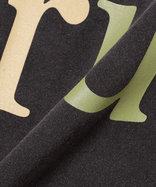 FRUIT OF THE LOOM（フルーツオブザルーム）の「FRUIT OF THE LOOM / Fade Print T-Shirt（Tシャツ/カットソー・メンズ・ネイビー/ブラック・S/M/L/XL）」の10枚目の写真