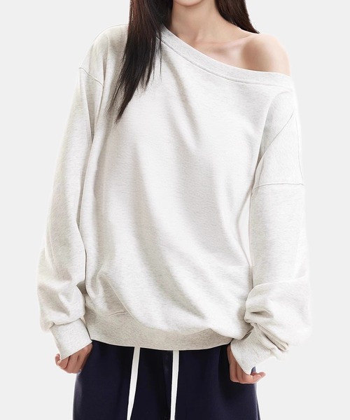 SUWDEE(スーディー)の「one shoulder oversize sweat pullover(スウェット・レディース・ブラック/グレー/ホワイト・FREE)」の1枚目の写真