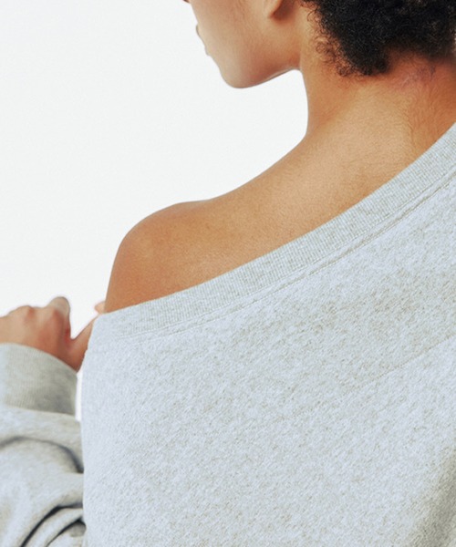SUWDEE(スーディー)の「one shoulder oversize sweat pullover(スウェット・レディース・ブラック/グレー/ホワイト・FREE)」の12枚目の写真