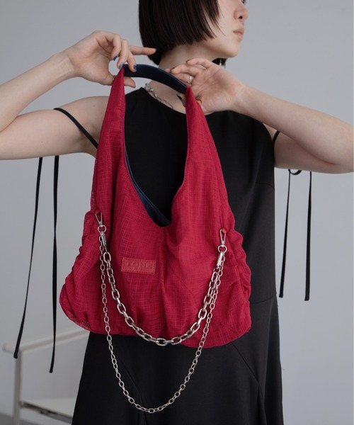 VACANCY(ヴァカンシー)の「チェックシアーリバーシブル2wayバッグ(トートバッグ・レディース・レッド/グレー/ブラック・FREE)」の1枚目の写真