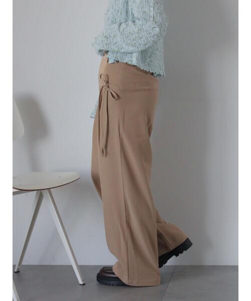ehka sopo(エヘカソポ)の「リボンタックパンツ(その他パンツ・レディース・ブラック/ベージュ/グレー・F)」の22枚目の写真