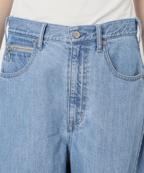 U by SPICK&SPAN(ユーバイスピックアンドスパン)の「フローストルーズバレルレッグデニム(デニムパンツ・レディース・ピンク/ブルー・38/36)」の18枚目の写真