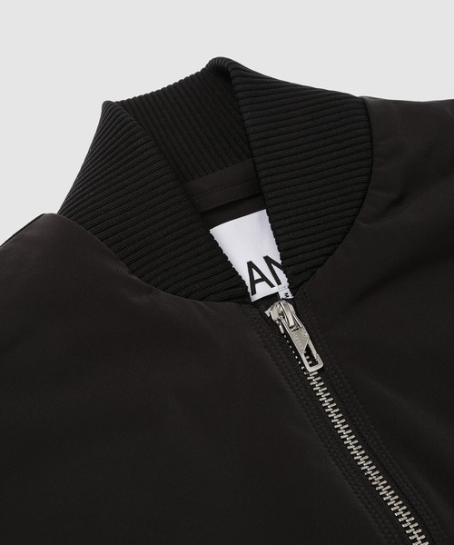 GANNI(ガニー)の「Light Twill Oversized Short Bomber Jacket(ブルゾン・レディース・ブラック・S-M)」の3枚目の写真
