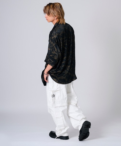 REGIEVO(レジエボ)の「総柄プリント ワッシャーシャツ(Tシャツ/カットソー・メンズ・ベージュ/ブラック・MEDIUM/LARGE)」の18枚目の写真