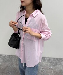 刺繍入りオーバーシャツ