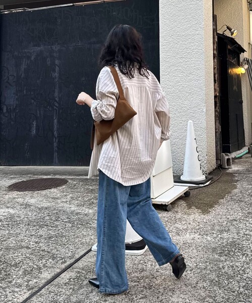 fredy emue（フレディエミュ）の「刺繍入りオーバーシャツ（シャツ/ブラウス・レディース・ベビーピンク/ベージュ系その他/ブルー系その他/サックスブルー・38）」の6枚目の写真