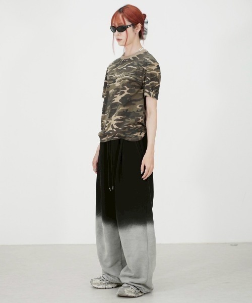 Chikashitsu +（チカシツプラス）の「【Chikashitsu +】camouflage round neck t-shirt / 【チカシツプラス】カモフラージュラウンドネックタイトフィット半袖Tシャツ（Tシャツ/カットソー・メンズ・ブラウン系カモフラージュ/チャコール・ONE SIZE）」の13枚目の写真
