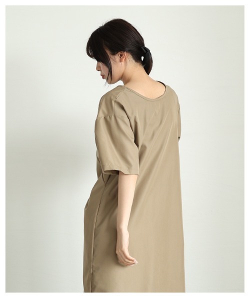 Sawa a la mode（サワアラモード）の「フロントツイストギャザーワンピース（ワンピース・レディース・モカ/ブラック・FREE）」の9枚目の写真