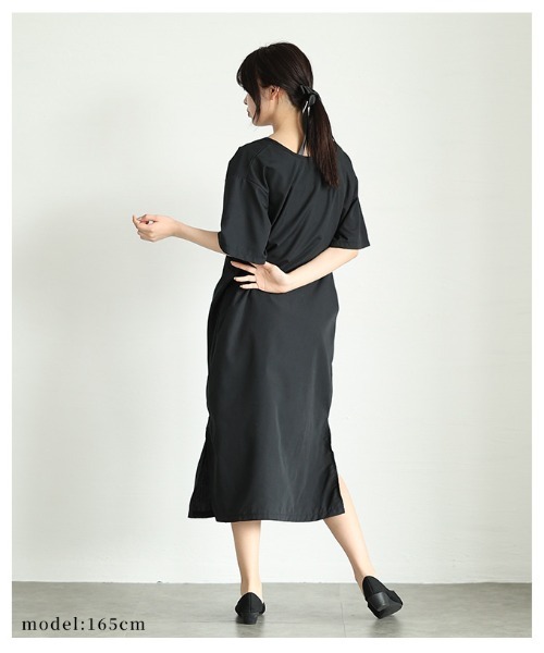 Sawa a la mode（サワアラモード）の「フロントツイストギャザーワンピース（ワンピース・レディース・モカ/ブラック・FREE）」の19枚目の写真