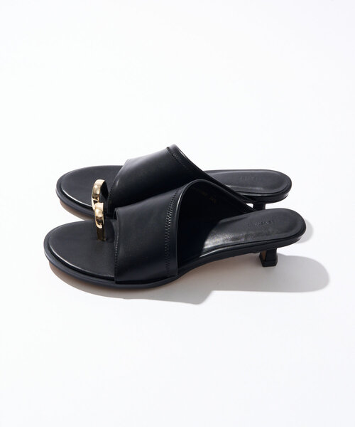 un dix cors(アンディコール)の「【LE VERNIS(ル・ベルニ)】Toe ring sandals(サンダル・レディース・ベージュ/ブラック・23.5cm/24.5cm)」の13枚目の写真
