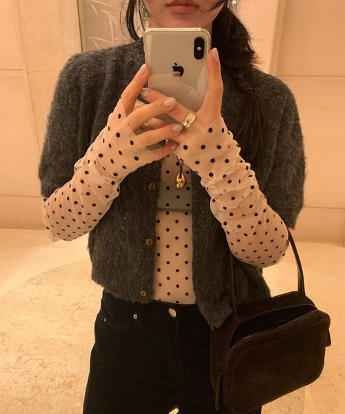 MEMECLE(メメクル)の「【 MEMECLE / メメクル 】ポルカドット シースルーレイヤードトップス(Tシャツ/カットソー・レディース・ブラック/アイボリー・FREE)」の14枚目の写真