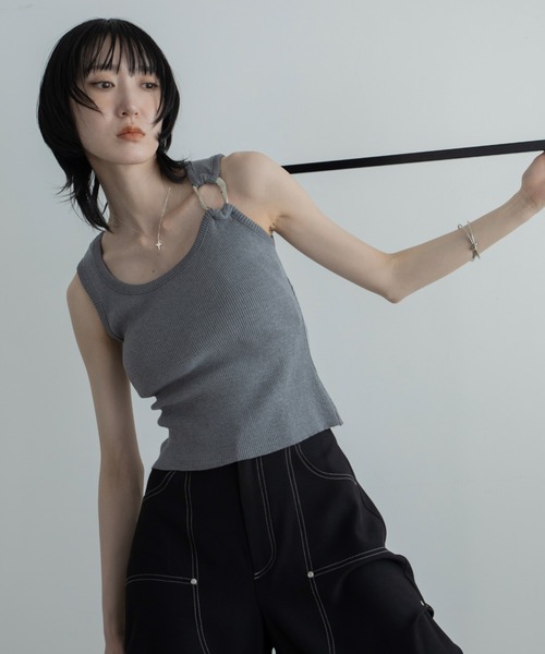 VACANCY（ヴァカンシー）の「メタルリングリブタンクトップ（タンクトップ・レディース・グレー/ベージュ/ブラック・FREE）」の19枚目の写真