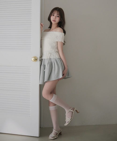 fupel（フぺル）の「off-shoulder ribbon knit tops / オフショルスラブリボンニットトップス（ニット/セーター・レディース・ブラック/オフホワイト/ピンク・FREE）」の6枚目の写真