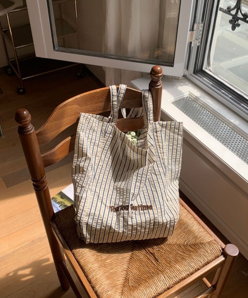 Vipoa(ヴィポア)の「stripe logo nylon tote(トートバッグ・レディース・アイボリー/ブルー/グリーン・FREE)」の10枚目の写真