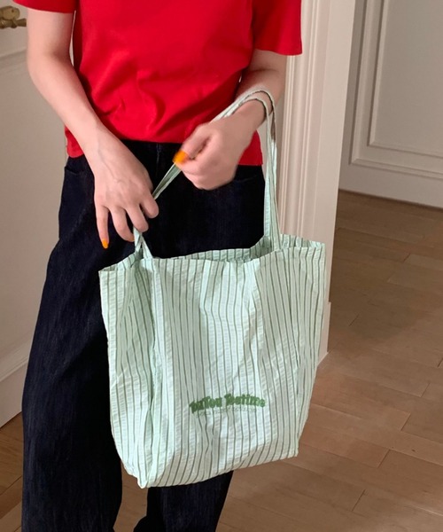 Vipoa(ヴィポア)の「stripe logo nylon tote(トートバッグ・レディース・アイボリー/ブルー/グリーン・FREE)」の17枚目の写真
