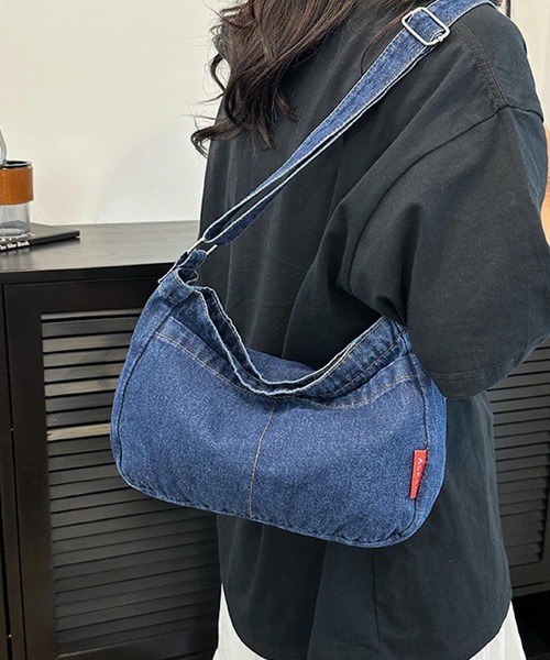 ト*エ様 Blumarine ブルマリン ハンドバッグ ショルダー デニム イタ ト*エ様 Blumarine ブルマリン ハンドバッグ ショルダー デニム