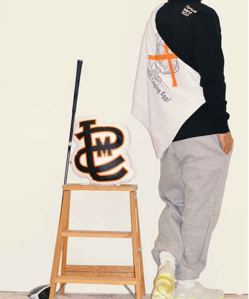 Fortune Island Golf(フォーチューンアイランドゴルフ)の「【Fortune Island Golf/フォーチューンアイランドゴルフ】ORIGINAL LOGO MOCKNECK L/S ゴルフ モックネック ロンT 肩ブランドロゴ刺繍(Tシャツ/カットソー・メンズ・ホワイト/ブラック・MEDIUM/LARGE/X-LARGE)」の4枚目の写真