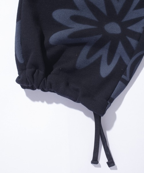 XLARGE（エクストララージ）の「PEACE SWEAT PANTS（スウェットパンツ・メンズ・ブラック/グリーン/ベージュ・S/M/L/XL）」の5枚目の写真