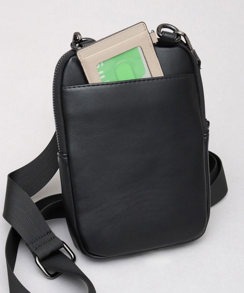 KANGOL（カンゴール）の「レザー調 マルチ スマホショルダーバッグ（ショルダーバッグ・メンズ・ブラック・FREE）」の13枚目の写真
