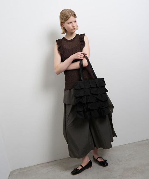 LANVIN en Bleu（ランバンオンブルー）の「フリルティアードトートバッグ（トートバッグ・レディース・ブラック/グレー・FREE）」の17枚目の写真