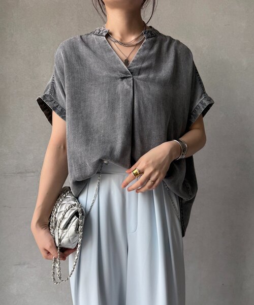 DouDou(ドゥドゥ)の「【WEB限定】バックボタンリヨセルデニム半袖シャツ(シャツ/ブラウス・レディース・インディゴブルー/ブラック・FREE)」の9枚目の写真
