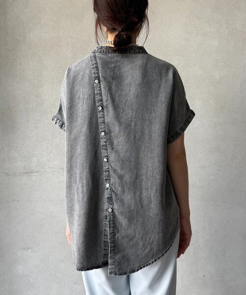 DouDou(ドゥドゥ)の「【WEB限定】バックボタンリヨセルデニム半袖シャツ(シャツ/ブラウス・レディース・インディゴブルー/ブラック・FREE)」の14枚目の写真