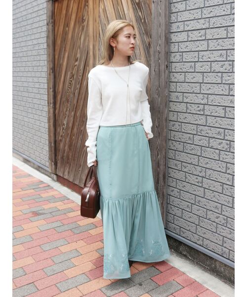 Ungrid（アングリッド）の「エンブロイダリーシアーデザインスカート（スカート・レディース・その他1/グリーン/オフホワイト・FREE）」の9枚目の写真