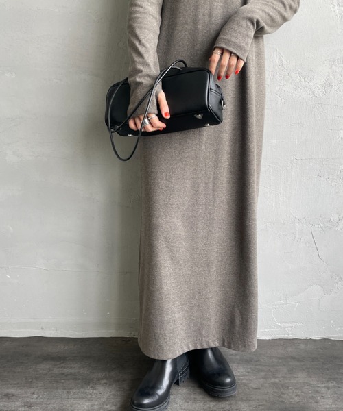 ＆MyuQ（アンドミューク）の「[&MyuQ/アンドミューク] KAKU 2WAYショルダーバッグ（ショルダーバッグ・レディース・ブラック/ベージュ・ONE SIZE）」の6枚目の写真