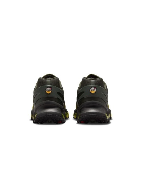 NIKE（ナイキ）の「NIKE AIR MAX DN8（ナイキ エア マックス DN8）（スニーカー・メンズ・グリーン系・24cm/25cm/26cm/26.5cm/27cm/27.5cm/28cm/28.5cm/29cm/24.5cm/25.5cm）」の7枚目の写真
