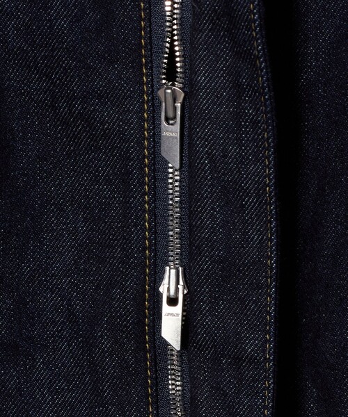 ASTRAET(アストラット)の「<ASTRAET>デニム ノーカラー ジップブルゾン UNISEX(デニムジャケット・レディース・ネイビー・1)」の14枚目の写真