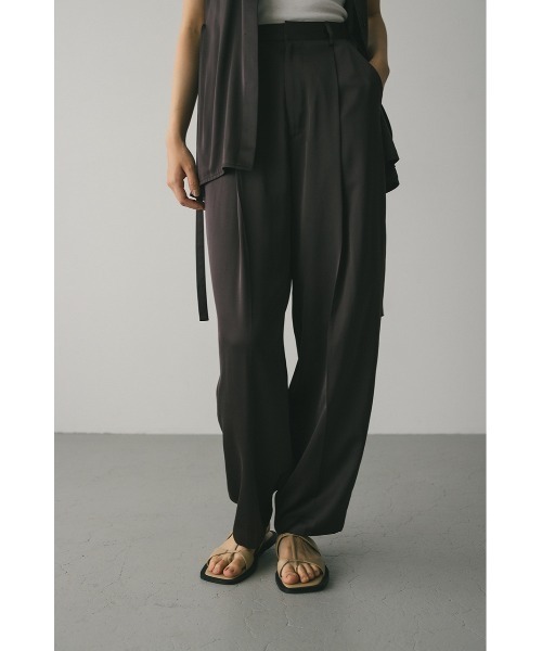 STYLEMIXER（スタイルミキサー）の「サテンタックフォルムパンツ（その他パンツ・レディース・アイボリー/ブラウン・SMALL/MEDIUM）」の19枚目の写真