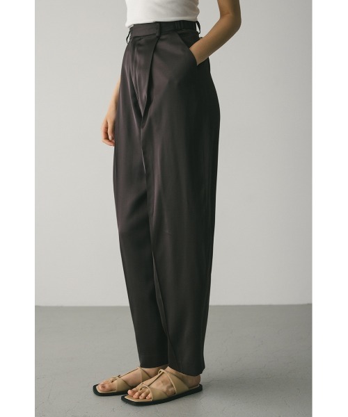STYLEMIXER（スタイルミキサー）の「サテンタックフォルムパンツ（その他パンツ・レディース・アイボリー/ブラウン・SMALL/MEDIUM）」の22枚目の写真
