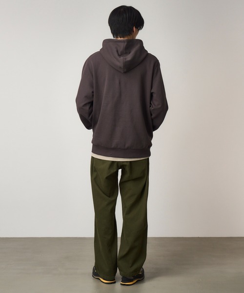 Gramicci(グラミチ)の「GRANOLA HOODED SWEATSHIRT|グラノーラフーデッドスウェットシャツ(パーカー・メンズ・ヘザーグレー/ダークネイビー/ダークブラウン系・S/M/L/XL/XXL)」の6枚目の写真