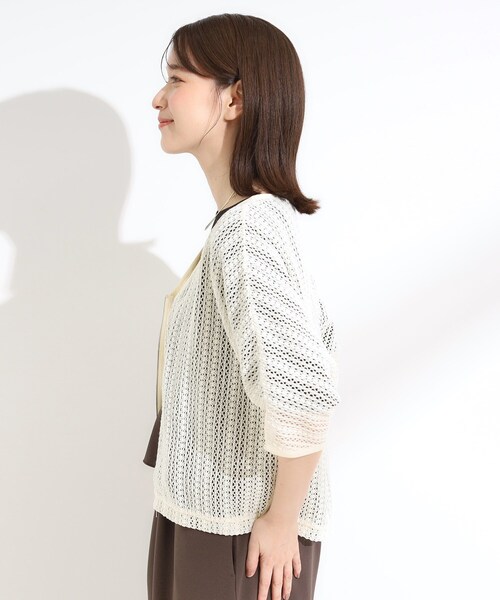 SHOO・LA・RUE(シューラルー)の「【洗える/S-LL】季節の変わり目に 透かし柄が涼やか ジップブルゾン(ブルゾン・レディース・ブラック/アイボリー/ダークブラウン・04/03/02/01)」の5枚目の写真